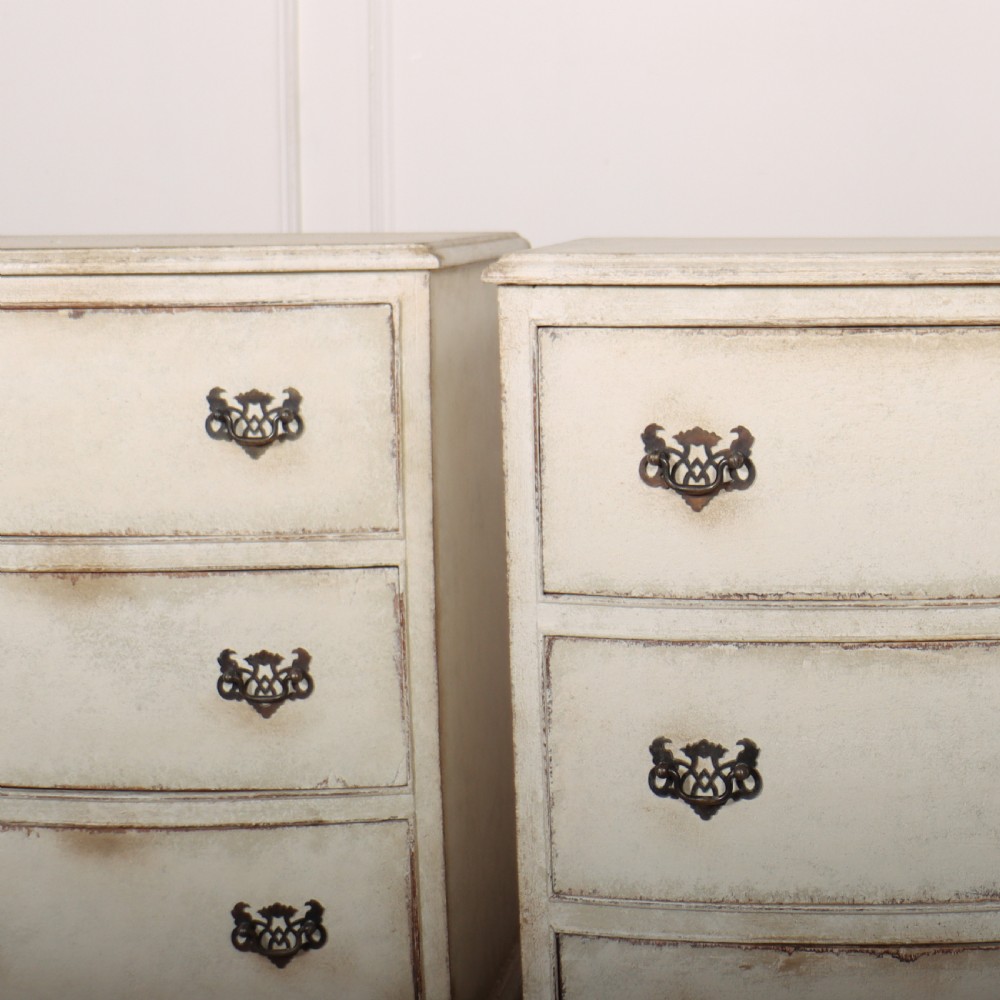 Pair of English Bedside Chest of Drawers View II