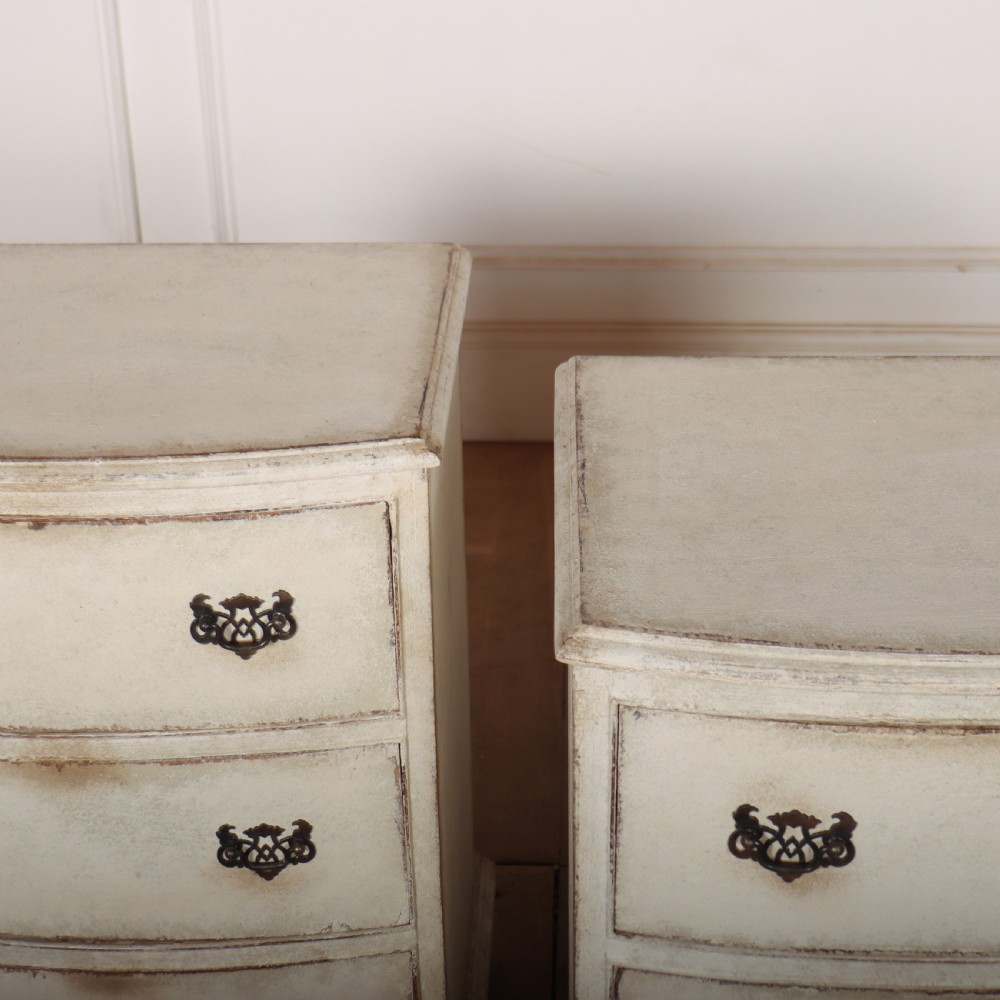 Pair of English Bedside Chest of Drawers View VIII
