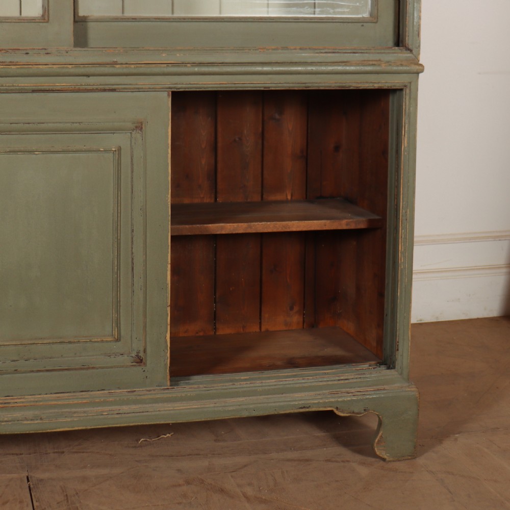 Welsh Glazed Kitchen Cupboard View VIII