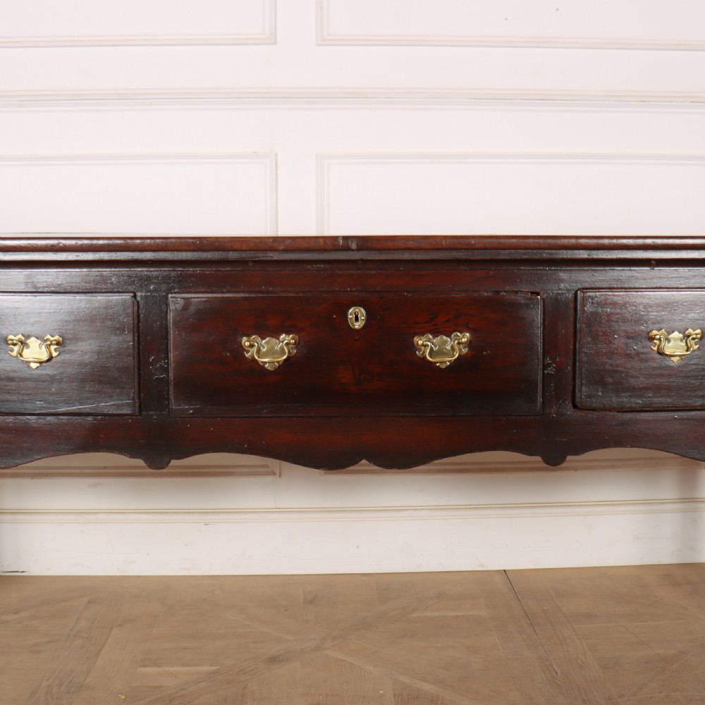 18th Century English Dresser Base View V