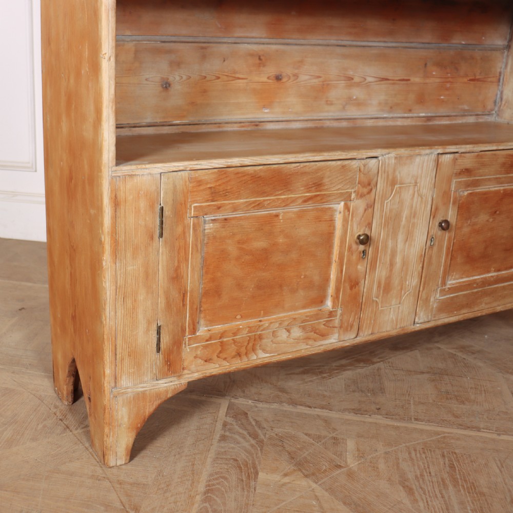 Early 19th Century English Regency Waterfall Bookcase View IV