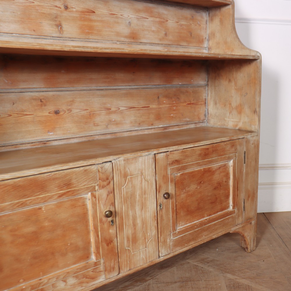 Early 19th Century English Regency Waterfall Bookcase View V