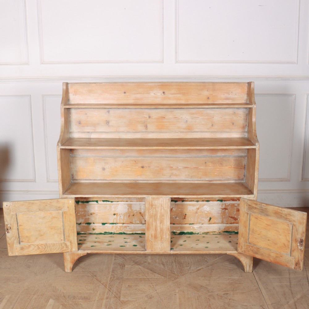 Early 19th Century English Regency Waterfall Bookcase View VII