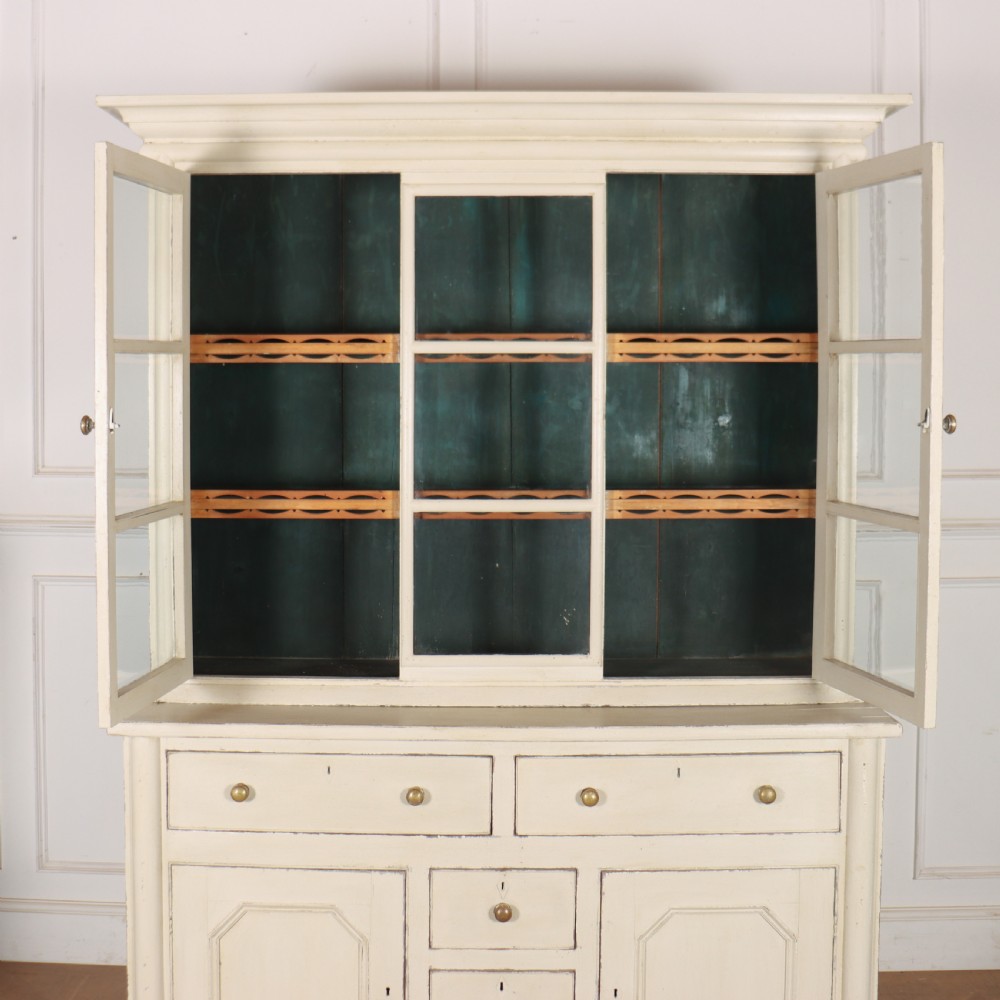 19th Century Welsh Kitchen Dresser View XI