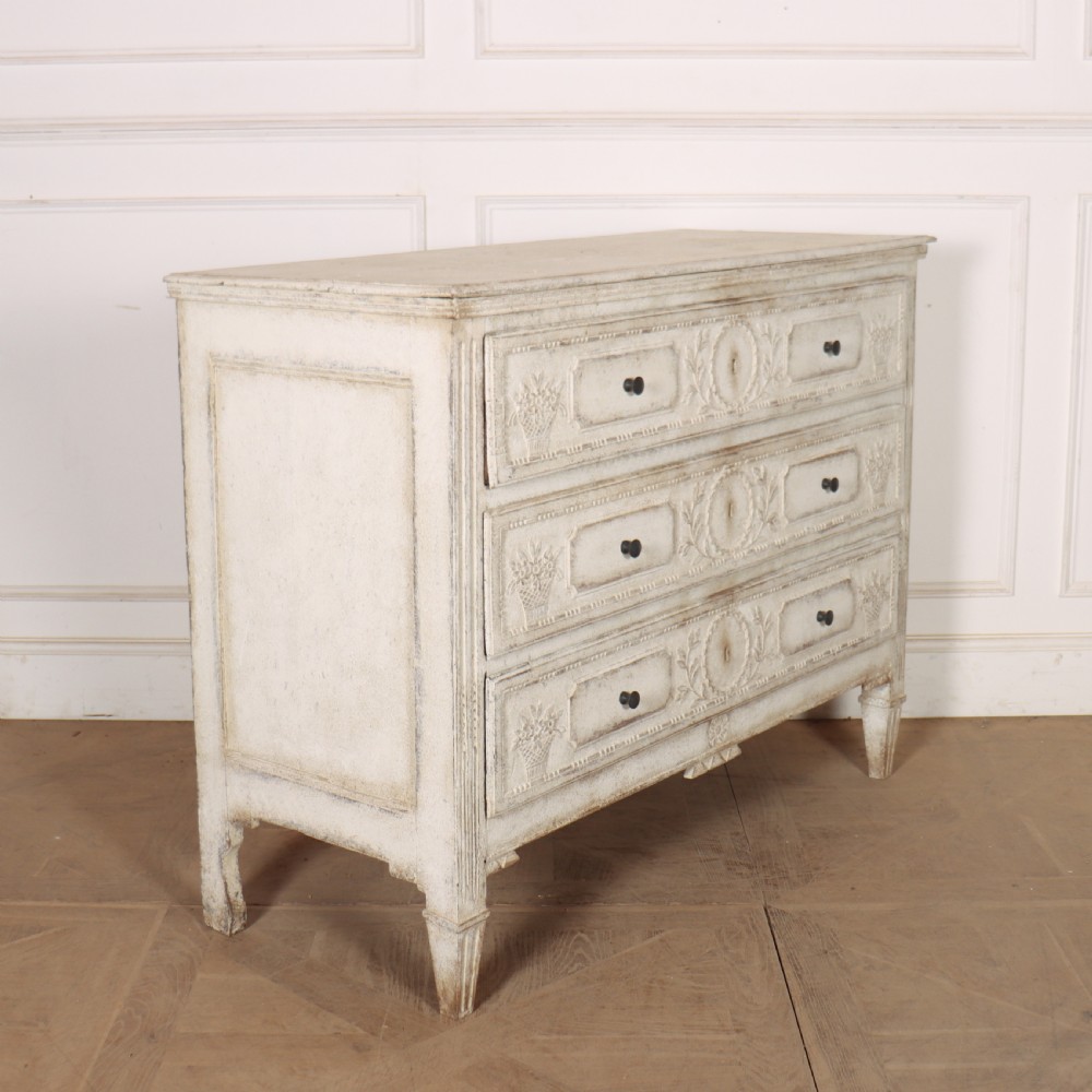 French Three Drawer Commode View VII