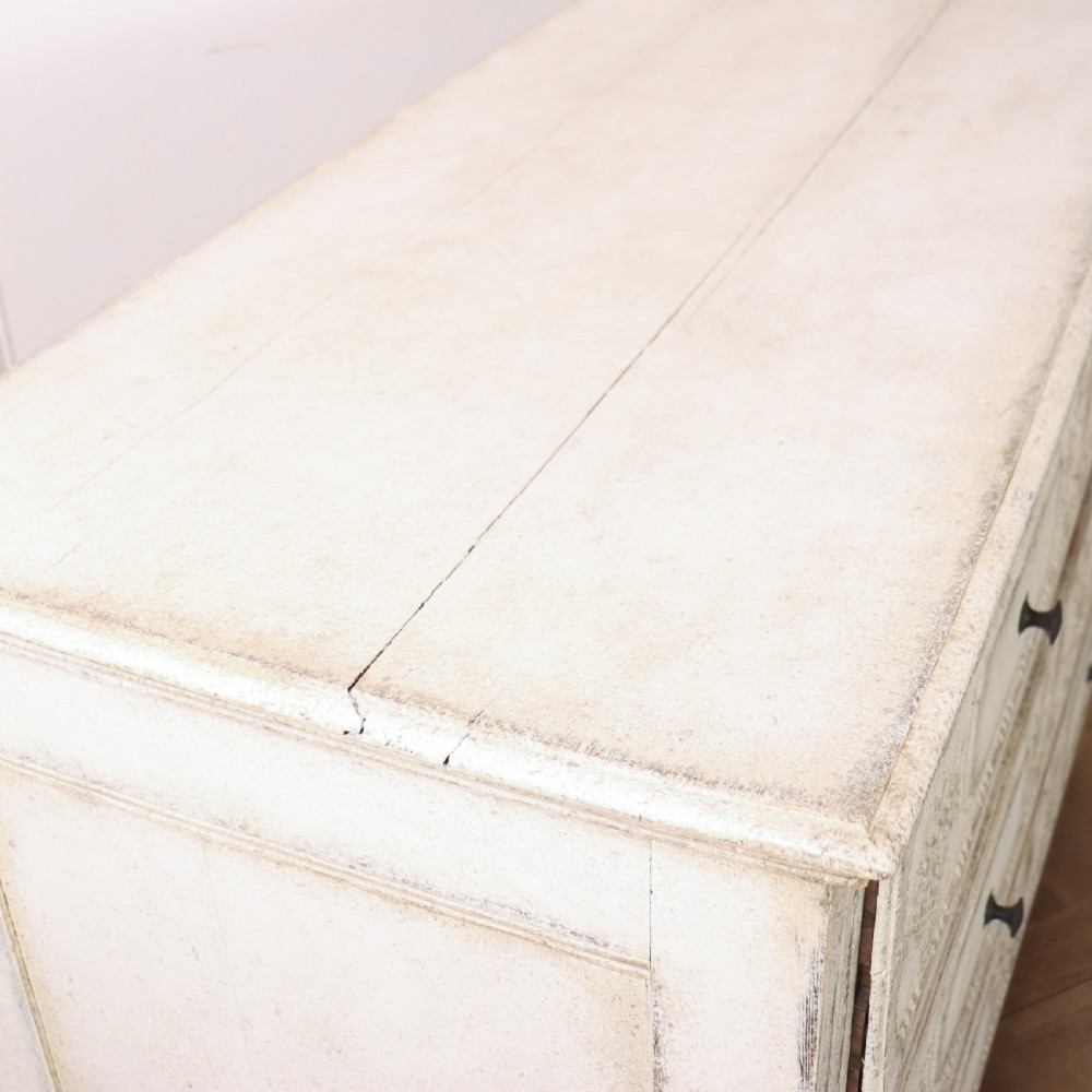 French Three Drawer Commode View IX