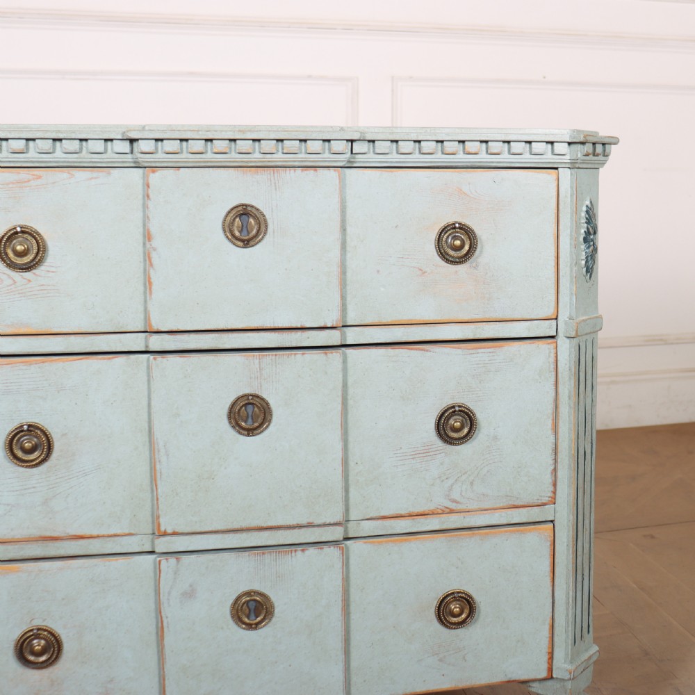 Pair of Painted Swedish Breakfront Commodes View IV
