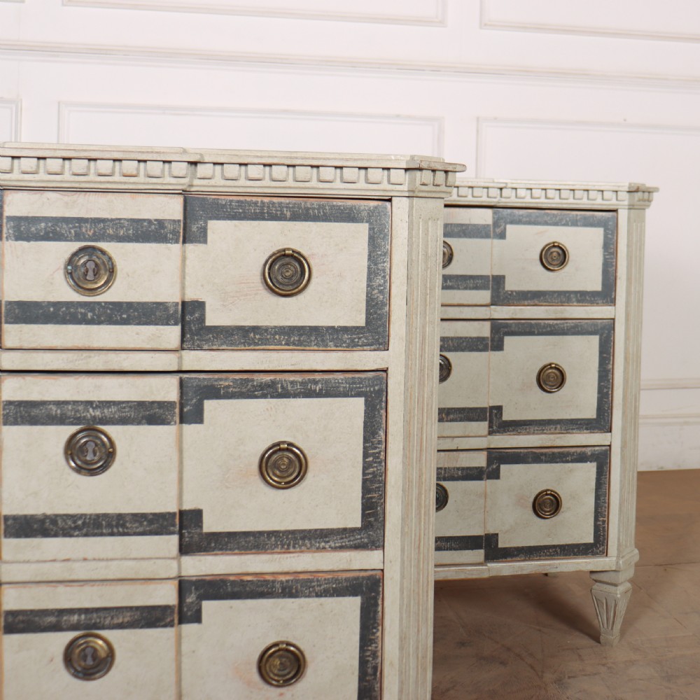 Pair of Painted Swedish Breakfront Commodes View IV
