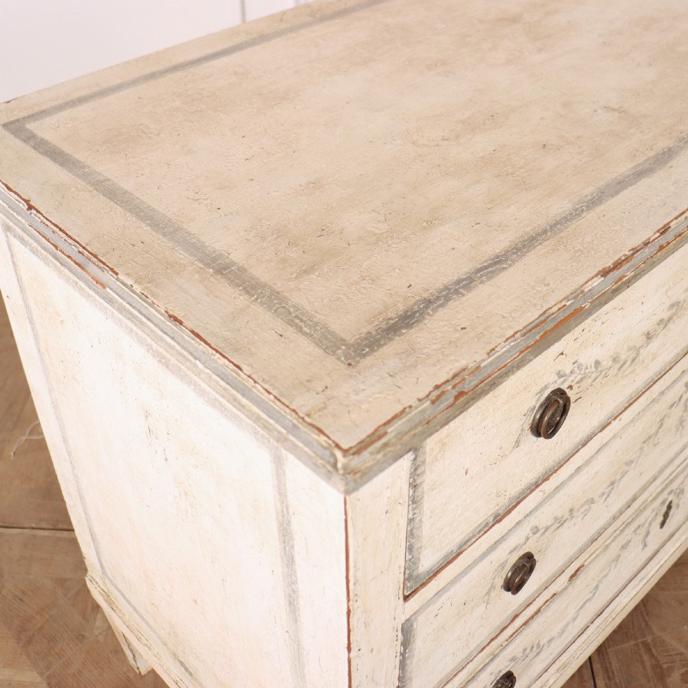 French Painted Commode View IX
