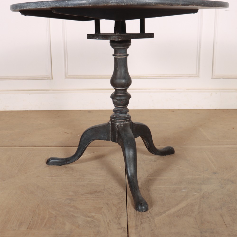 English Tilt-top Table View V