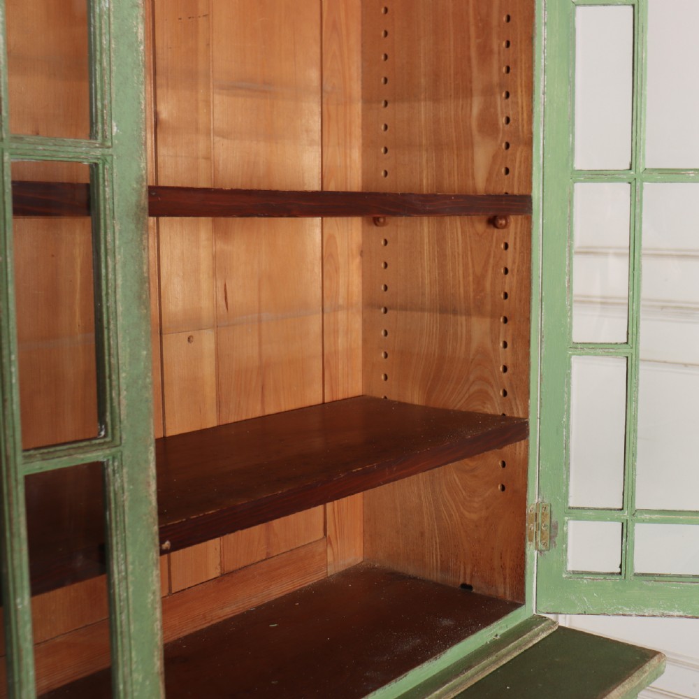 English Glazed Kitchen Dresser View XI
