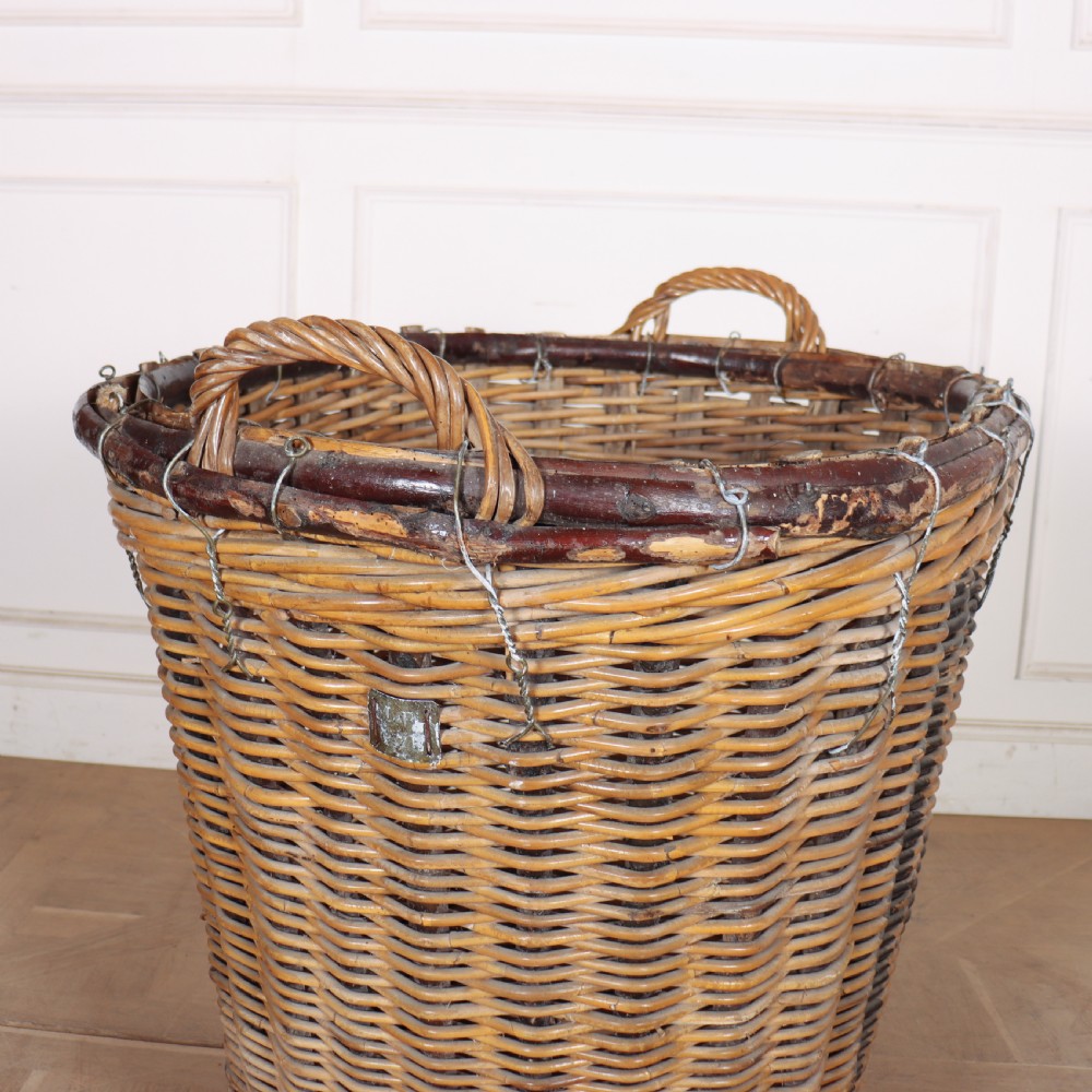 French Log Basket View V
