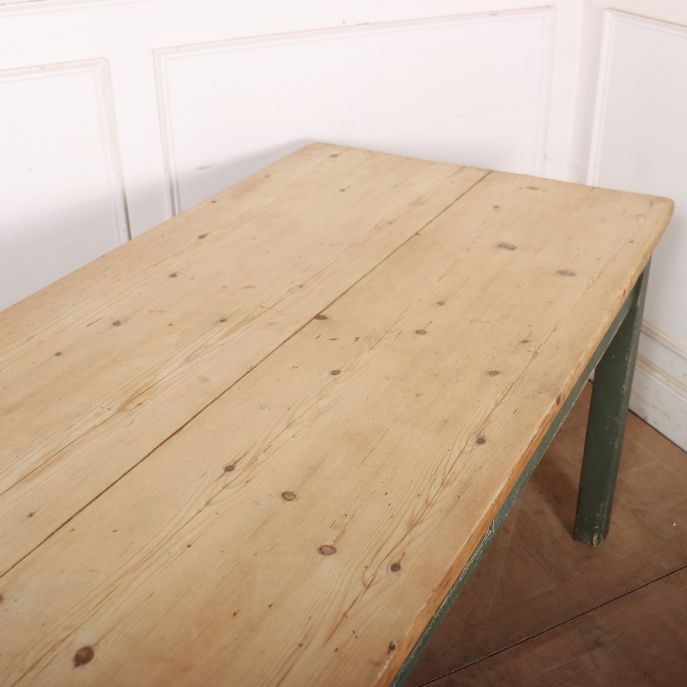 English Farm House Table View III