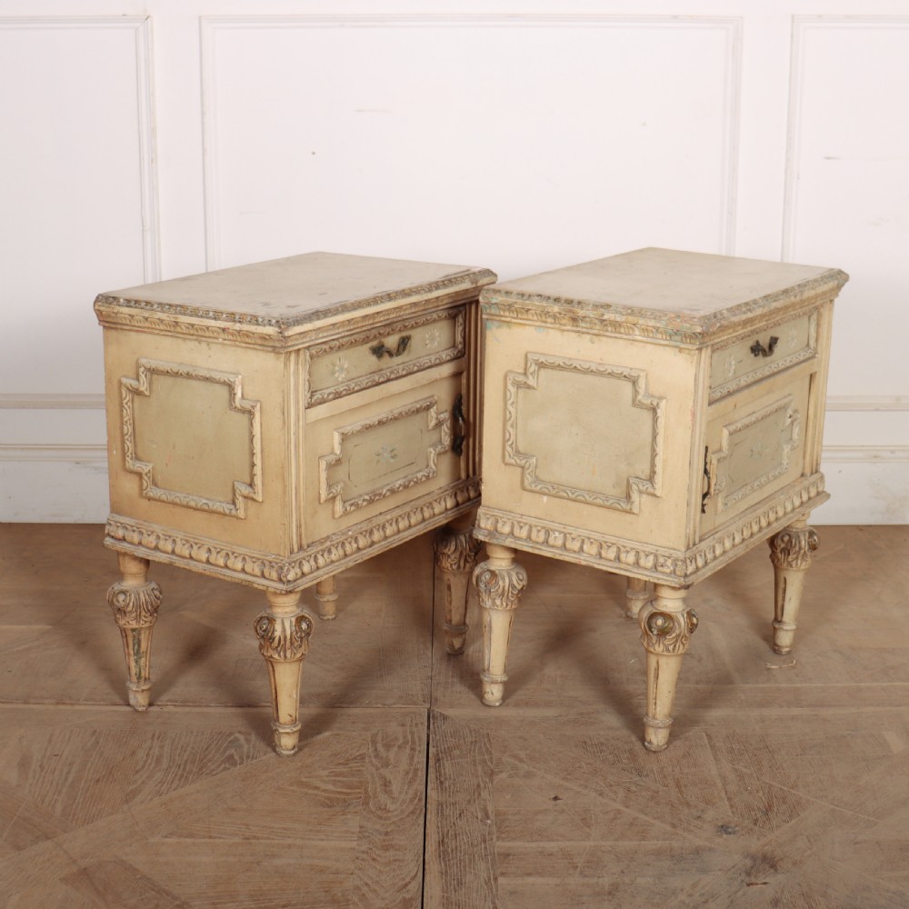 Pair of Italian Bedside Cabinets View VIII