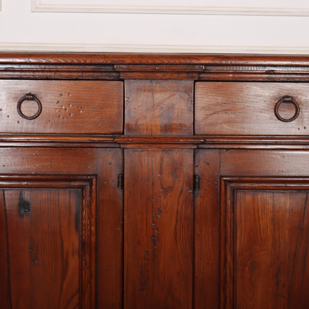 20th Century Italian Elm Buffet View IV