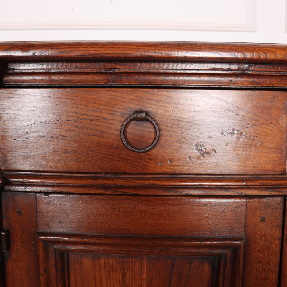 20th Century Italian Elm Buffet View VIII