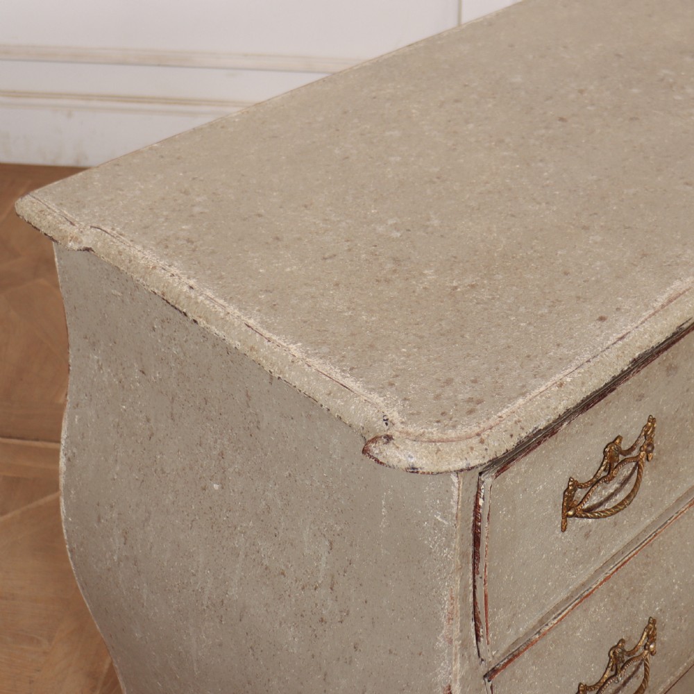 Dutch Bombe Commode View IX