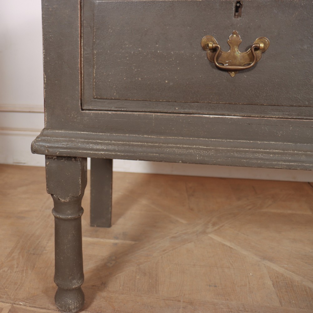 18thC English Dresser Base View VI