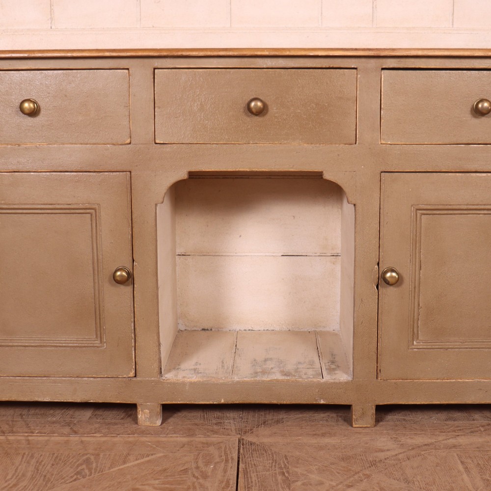 Welsh Painted Dog Kennel Dresser View VII