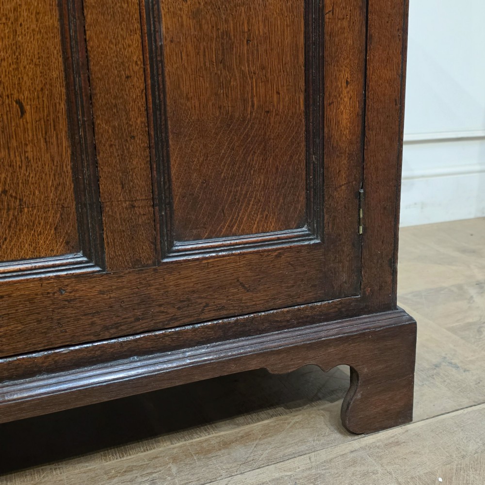 English Dresser Base View V