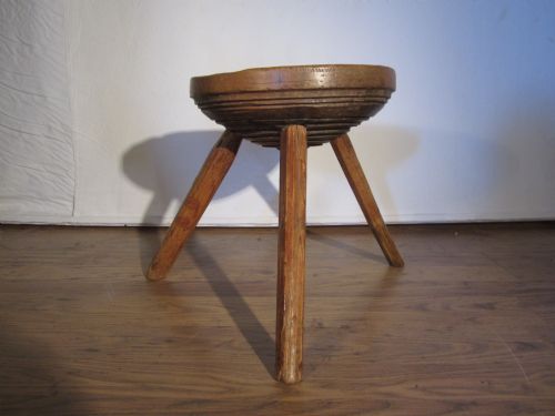 primitive stool - CATEGORY: ANTIQUE STOOLS - DATED 19TH CENTURY