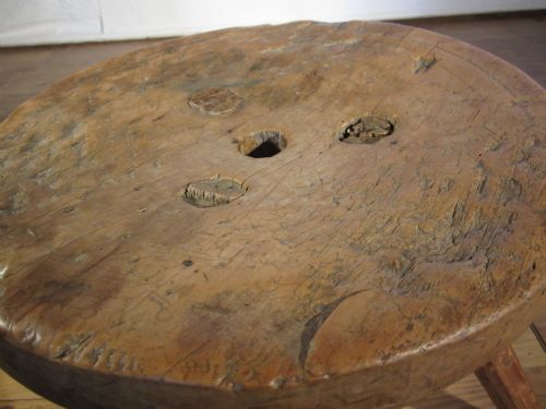 PRIMITIVE STOOL - ADDITIONAL PHOTO 8