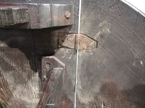 SMALL OAK GATELEG TABLE - ADDITIONAL PHOTO 10