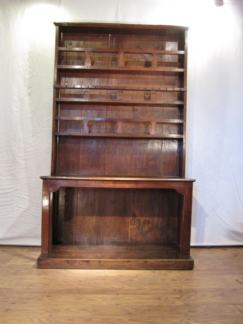 antique country dresser - CATEGORY: ANTIQUE DRESSERS - DATED 19TH CENTURY