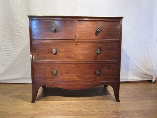 late 18th century mahogany chest of drawers - CATEGORY: ANTIQUE CHEST OF DRAWERS - DATED 18TH CENTURY