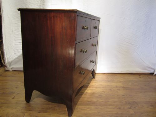 LATE 18TH CENTURY MAHOGANY CHEST OF DRAWERS - ADDITIONAL PHOTO 7