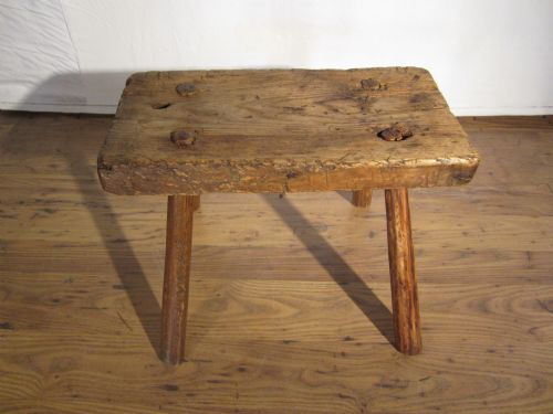 ANTIQUE PRIMITIVE STOOL - ADDITIONAL PHOTO 3