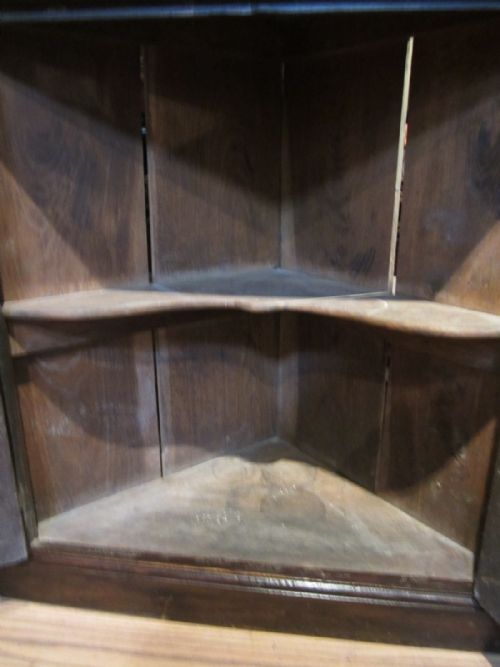 18TH CENTURY OAK CORNER CUPBOARD - ADDITIONAL PHOTO 9