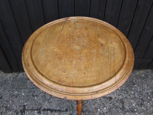 EARLY 19TH CENTURY TURNERS CRICKET TABLE - ADDITIONAL PHOTO 2