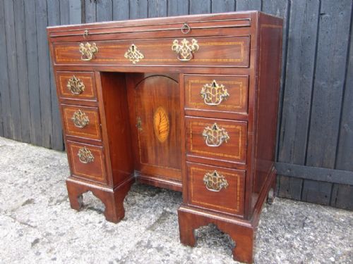 ANTIQUE MAHOGANY DESKDRESSING TABLE - ADDITIONAL PHOTO 4