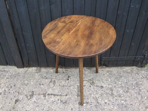 PRIMITIVE ELM CRICKET TABLE - ADDITIONAL PHOTO 3