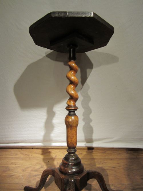 TRIPOD TABLECANDLE STAND - ADDITIONAL PHOTO 2