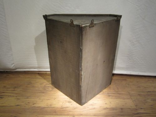 ANTIQUE GEORGIAN SMALL OAK CORNER CUPBOARD - ADDITIONAL PHOTO 4