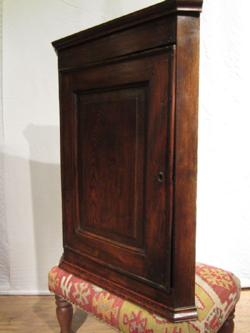 18TH CENTURY CORNER CUPBOARD - ADDITIONAL PHOTO 5