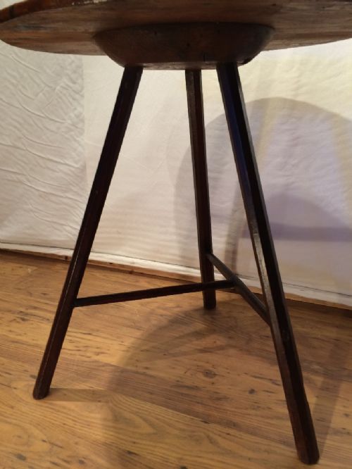 ANTIQUE PRIMITIVE CRICKET TABLE - ADDITIONAL PHOTO 5