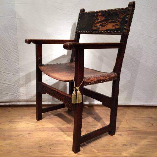 18th century walnut armchair - CATEGORY: ANTIQUE CHAIRS - DATED 18TH CENTURY