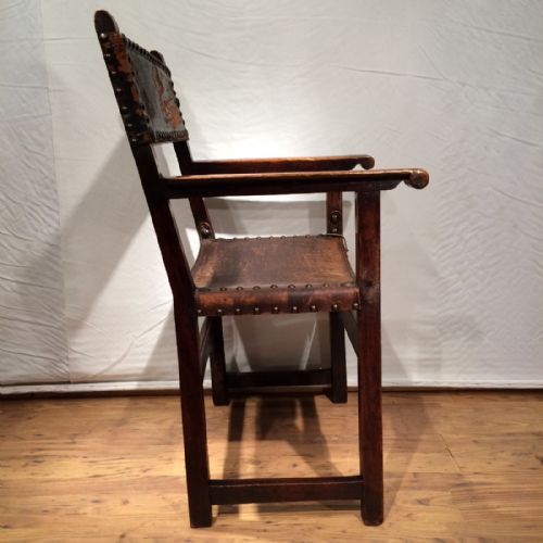 18TH CENTURY WALNUT ARMCHAIR - ADDITIONAL PHOTO 7