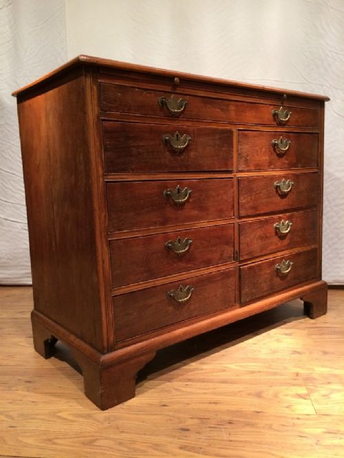 antique chest of drawers - CATEGORY: ANTIQUE CHEST OF DRAWERS - DATED 19TH CENTURY
