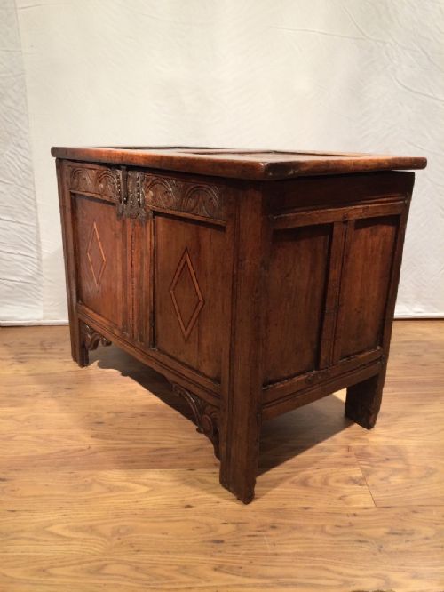 ANTIQUE 16TH17TH CENTURY COFFER - ADDITIONAL PHOTO 1