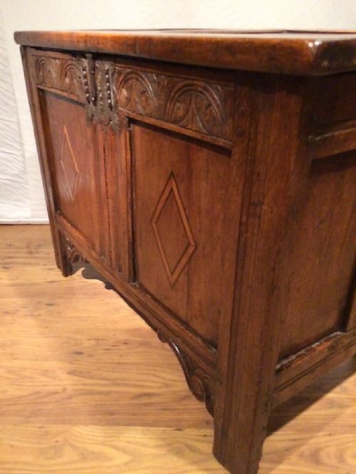 ANTIQUE 16TH17TH CENTURY COFFER - ADDITIONAL PHOTO 3