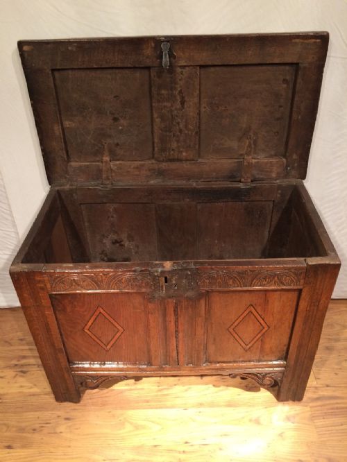 ANTIQUE 16TH17TH CENTURY COFFER - ADDITIONAL PHOTO 8