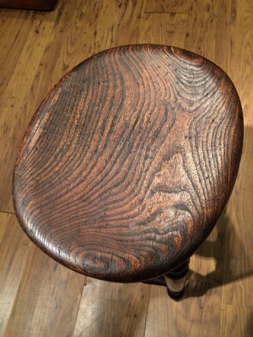 ANTIQUE STOOL - ADDITIONAL PHOTO 4
