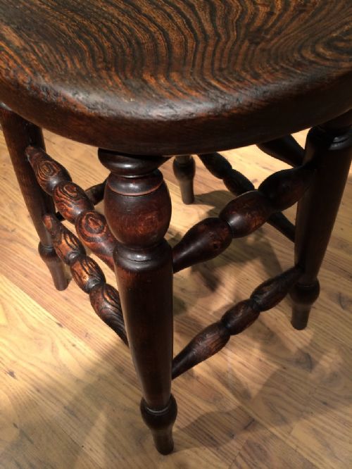 ANTIQUE STOOL - ADDITIONAL PHOTO 5