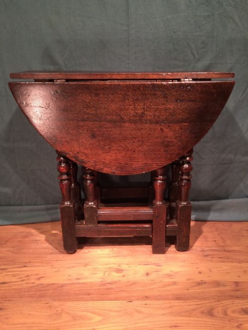 SMALL GATELEG OAK TABLE - ADDITIONAL PHOTO 7