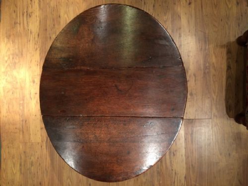 SMALL GATELEG OAK TABLE - ADDITIONAL PHOTO 8