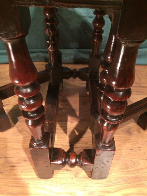 SMALL GATELEG OAK TABLE - ADDITIONAL PHOTO 9